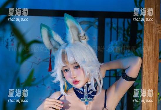 Tiny Asa的女王作品集又更新，有点预计之外的惊艳呢～恋爱ing？哈哈